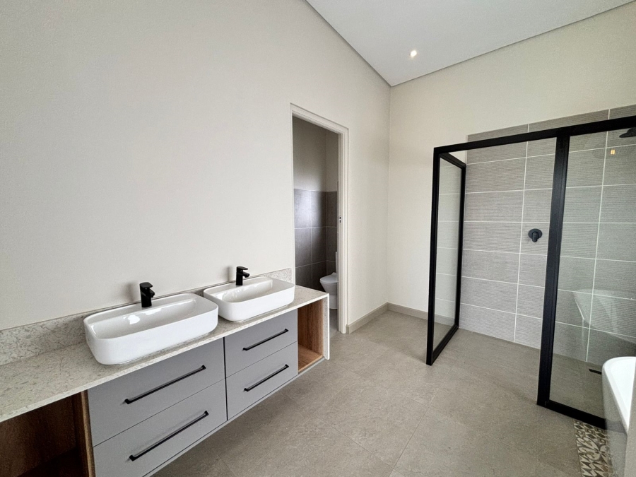 To Let 3 Bedroom Property for Rent in Helderzicht Eco Estate North West